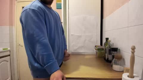 Snapshot of doriancretu95 chatting on March 6, 2025, 4:52 am menu below online show from March 6, 2025, 4:52 am