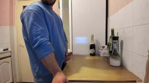 Snapshot of doriancretu95 chatting on November 12, 2025, 8:30 pm menu below online show from November 12, 2025, 8:30 pm