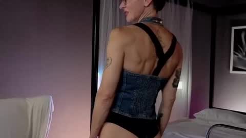 Dorothy Next stream on Monday at 3am-9am online show from October 15, 2025, 12:38 pm