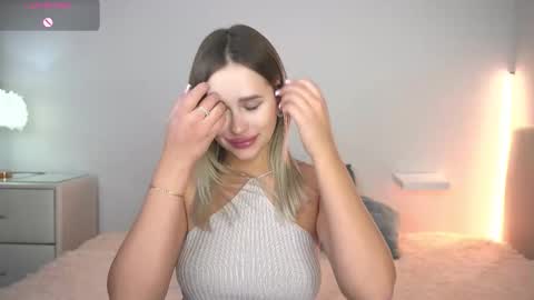 Snapshot of dorretangel chatting on October 5, 2025, 10:35 am Amy online show from October 5, 2025, 10:35 am