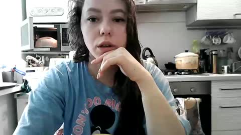 Snapshot of dorrie_ann chatting on February 8, 2025, 8:31 am Dorrie Ann online show from February 8, 2025, 8:31 am