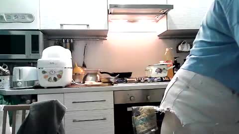 Snapshot of dorrie_ann chatting on February 12, 2025, 5:26 pm Dorrie Ann online show from February 12, 2025, 5:26 pm