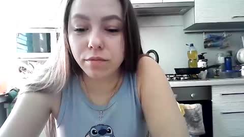 Snapshot of dorrie_ann chatting on February 28, 2025, 7:37 am Dorrie Ann online show from February 28, 2025, 7:37 am