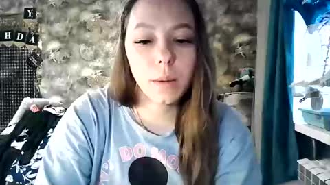 Snapshot of dorrie_ann chatting on December 4, 2025, 7:06 am Dorrie Ann online show from December 4, 2025, 7:06 am