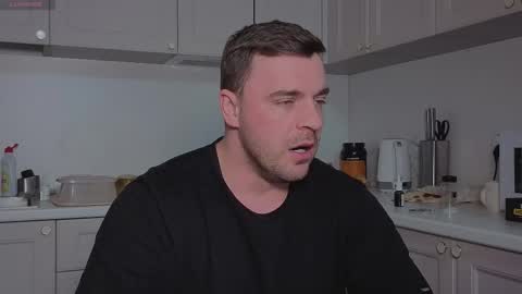 Sasha online show from December 4, 2025, 9:23 pm