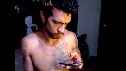 will online show from December 25, 2024, 11:42 pm