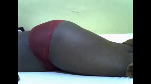 Snapshot of double_love9 chatting on December 3, 2025, 6:54 am bellie online show from December 3, 2025, 6:54 am