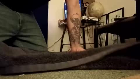 doubleheadedcock online show from December 16, 2025, 9:58 am