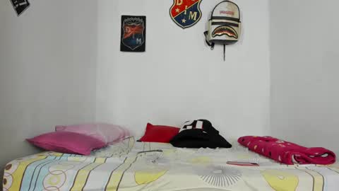 Snapshot of douglas_gallegos chatting on December 14, 2024, 7:46 pm douglas_gallegos online show from December 14, 2024, 7:46 pm