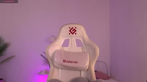 Snapshot of dragon_ink chatting on October 7, 2025, 6:10 am Lisbeth Salander online show from October 7, 2025, 6:10 am