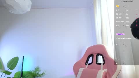 Snapshot of dragon_ink chatting on November 16, 2025, 7:03 am Lisbeth Salander online show from November 16, 2025, 7:03 am