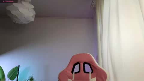 Snapshot of dragon_ink chatting on November 24, 2025, 5:51 am Lisbeth Salander online show from November 24, 2025, 5:51 am