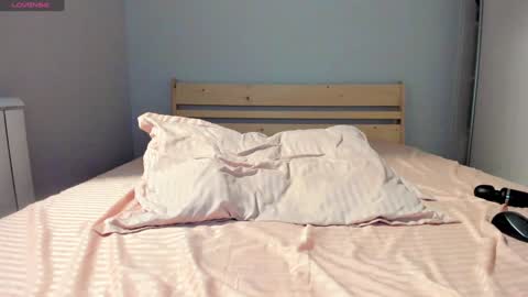 Snapshot of dragon_princesss chatting on February 2, 2025, 7:14 pm Airi online show from February 2, 2025, 7:14 pm