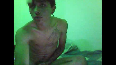 Snapshot of dragonflyyp chatting on February 20, 2025, 10:26 pm dragonflyyp online show from February 20, 2025, 10:26 pm