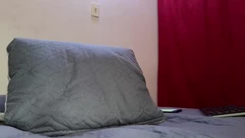 Snapshot of drakesonxx chatting on March 12, 2025, 4:35 pm Andrs  Independent Model online show from March 12, 2025, 4:35 pm