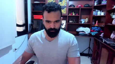 Snapshot of drako_argenti_ chatting on December 2, 2024, 4:20 pm Drako online show from December 2, 2024, 4:20 pm