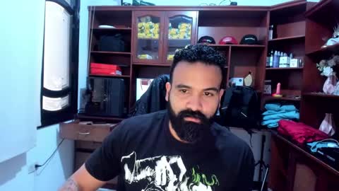 Snapshot of drako_argenti_ chatting on December 3, 2024, 12:49 pm Drako online show from December 3, 2024, 12:49 pm