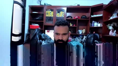 Snapshot of drako_argenti_ chatting on December 6, 2024, 5:55 pm Drako online show from December 6, 2024, 5:55 pm