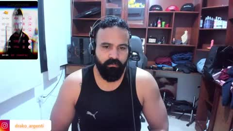 Snapshot of drako_argenti_ chatting on December 20, 2024, 8:28 am Drako online show from December 20, 2024, 8:28 am