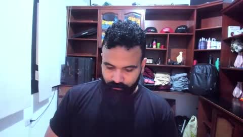 Snapshot of drako_argenti_ chatting on December 23, 2024, 9:51 pm Drako online show from December 23, 2024, 9:51 pm