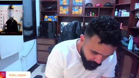 Snapshot of drako_argenti_ chatting on January 4, 2025, 2:35 am Drako online show from January 4, 2025, 2:35 am