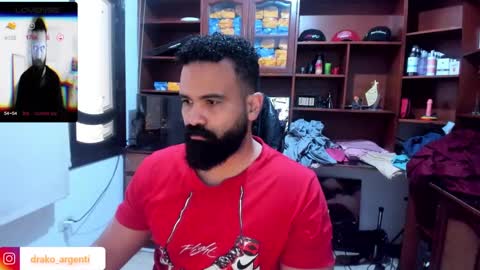 Snapshot of drako_argenti_ chatting on January 9, 2025, 1:02 pm Drako online show from January 9, 2025, 1:02 pm