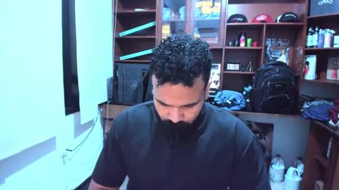 Snapshot of drako_argenti_ chatting on January 23, 2025, 7:00 am Drako online show from January 23, 2025, 7:00 am