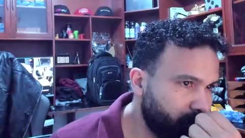 Snapshot of drako_argenti_ chatting on January 25, 2025, 7:49 am Drako online show from January 25, 2025, 7:49 am