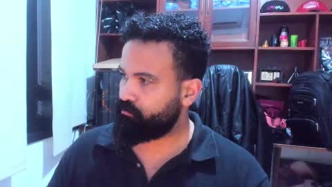 Snapshot of drako_argenti_ chatting on January 29, 2025, 6:54 am Drako online show from January 29, 2025, 6:54 am