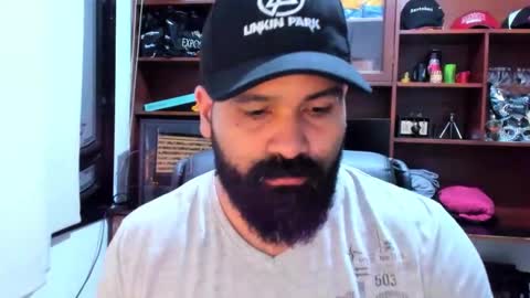 Snapshot of drako_argenti_ chatting on January 31, 2025, 12:29 pm Drako online show from January 31, 2025, 12:29 pm