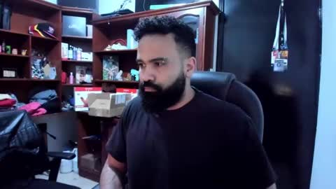 Snapshot of drako_argenti_ chatting on March 9, 2025, 6:28 am Drako online show from March 9, 2025, 6:28 am