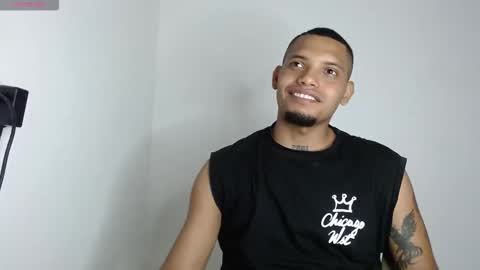 Snapshot of drako_monstercock chatting on October 26, 2025, 12:49 am drako_monstercock online show from October 26, 2025, 12:49 am