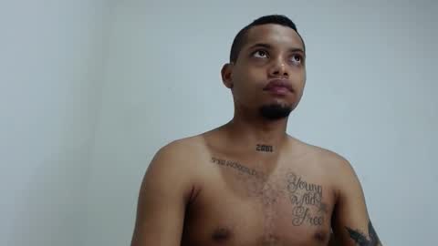 Snapshot of drako_monstercock chatting on November 28, 2025, 9:56 am drako_monstercock online show from November 28, 2025, 9:56 am