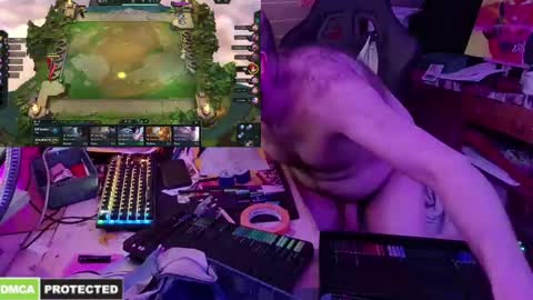 Snapshot of drawingcock chatting on January 27, 2025, 2:13 pm drawingcock online show from January 27, 2025, 2:13 pm