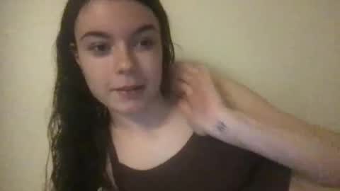 ur dream girl online show from December 11, 2024, 2:52 am