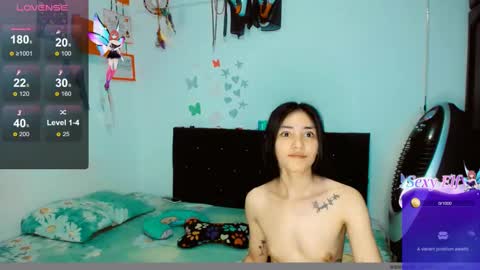 Snapshot of dream__girls69944 chatting on December 28, 2024, 11:19 am sharon online show from December 28, 2024, 11:19 am