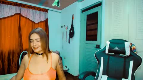 Snapshot of dream__girls69944 chatting on February 22, 2025, 10:31 pm sharon online show from February 22, 2025, 10:31 pm