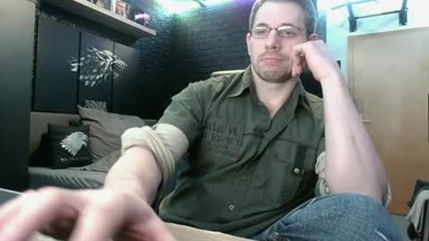 Snapshot of dreamwallker chatting on December 4, 2024, 8:29 pm Ioannes Paulus the 2nd online show from December 4, 2024, 8:29 pm