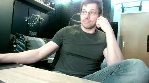 Snapshot of dreamwallker chatting on October 27, 2025, 4:55 pm Ioannes Paulus the 2nd online show from October 27, 2025, 4:55 pm