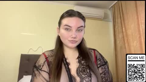 Snapshot of dreamyblushfairy chatting on November 24, 2025, 7:19 am Mila online show from November 24, 2025, 7:19 am