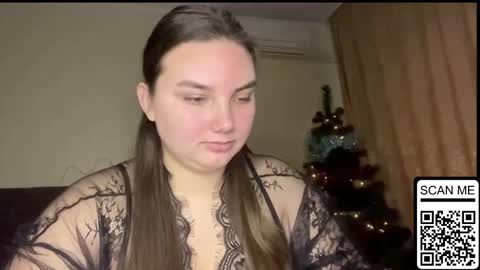 Snapshot of dreamyblushfairy chatting on November 26, 2025, 1:34 pm Mila online show from November 26, 2025, 1:34 pm