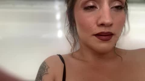 drippypetalo online show from November 3, 2025, 9:48 pm