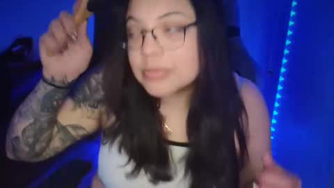 Snapshot of drizzypeach602 chatting on October 25, 2025, 2:41 am Drizzypeach602 online show from October 25, 2025, 2:41 am