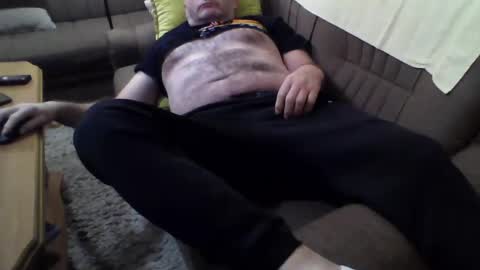 Snapshot of drkadzia chatting on February 23, 2025, 8:44 pm johnny online show from February 23, 2025, 8:44 pm