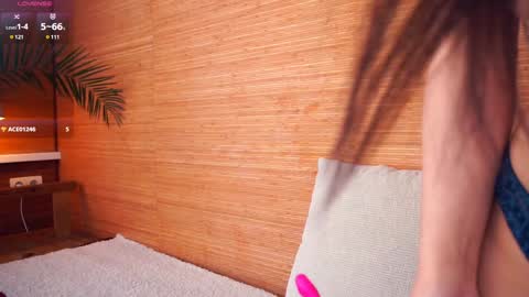 Snapshot of drutywerri chatting on December 19, 2024, 9:29 am Polly day and Amelia night online show from December 19, 2024, 9:29 am