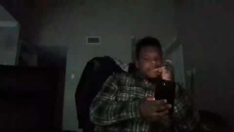 SmoovFanz online show from December 2, 2025, 9:43 pm