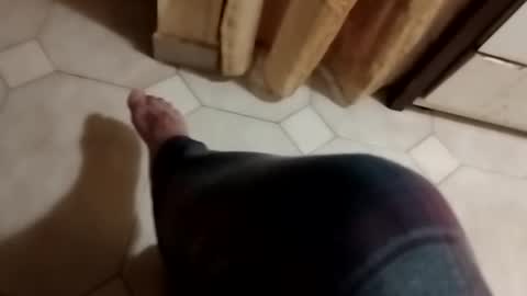 Snapshot of dthedog12 chatting on November 6, 2025, 10:43 pm dthedog12 online show from November 6, 2025, 10:43 pm