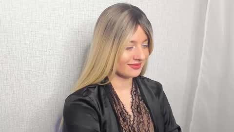 dualwave online show from November 28, 2025, 5:15 pm