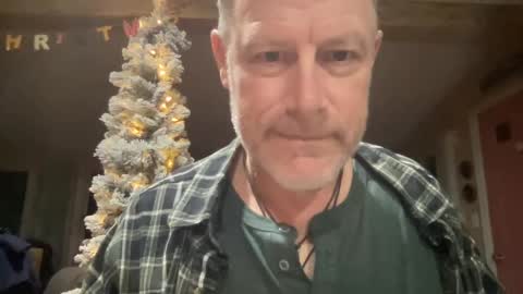 Snapshot of dudeinnh chatting on December 13, 2024, 10:55 pm Steve online show from December 13, 2024, 10:55 pm