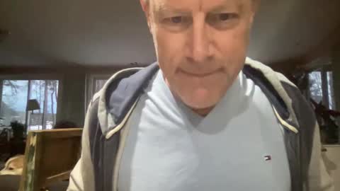 Snapshot of dudeinnh chatting on March 6, 2025, 10:47 pm Steve online show from March 6, 2025, 10:47 pm